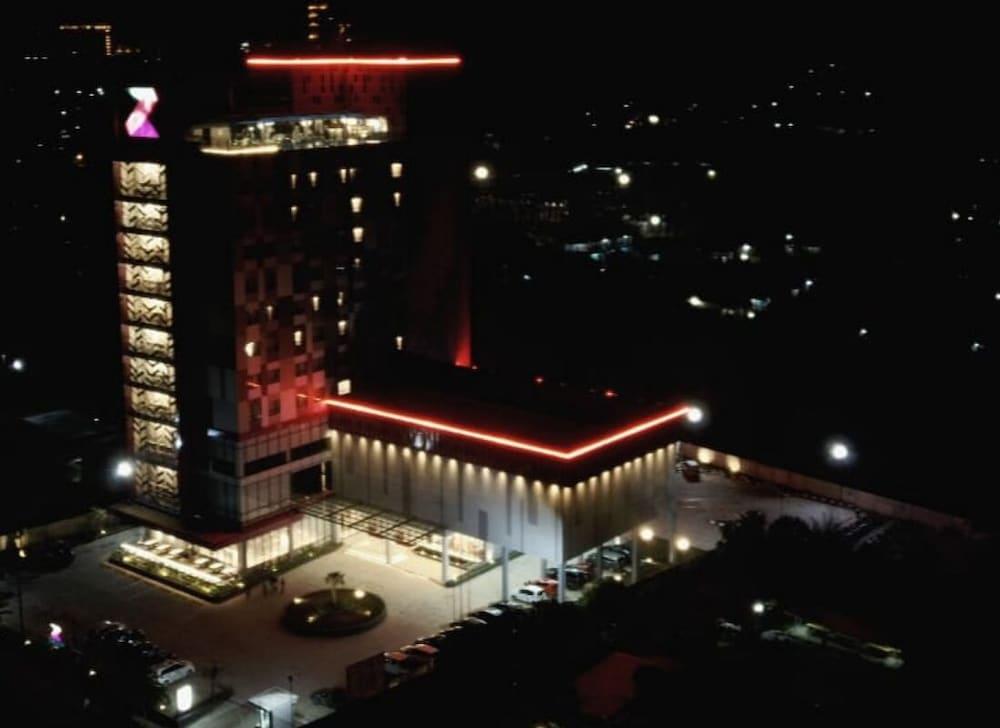Hotel The Zuri Baturaja Baturaja  Exterior foto